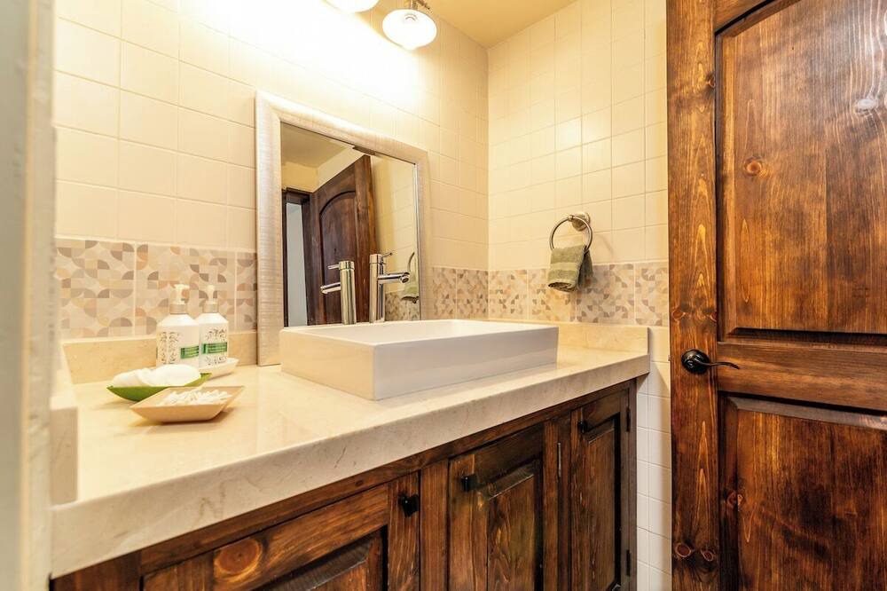 Photo of Bathroom in San Antonio del Mar