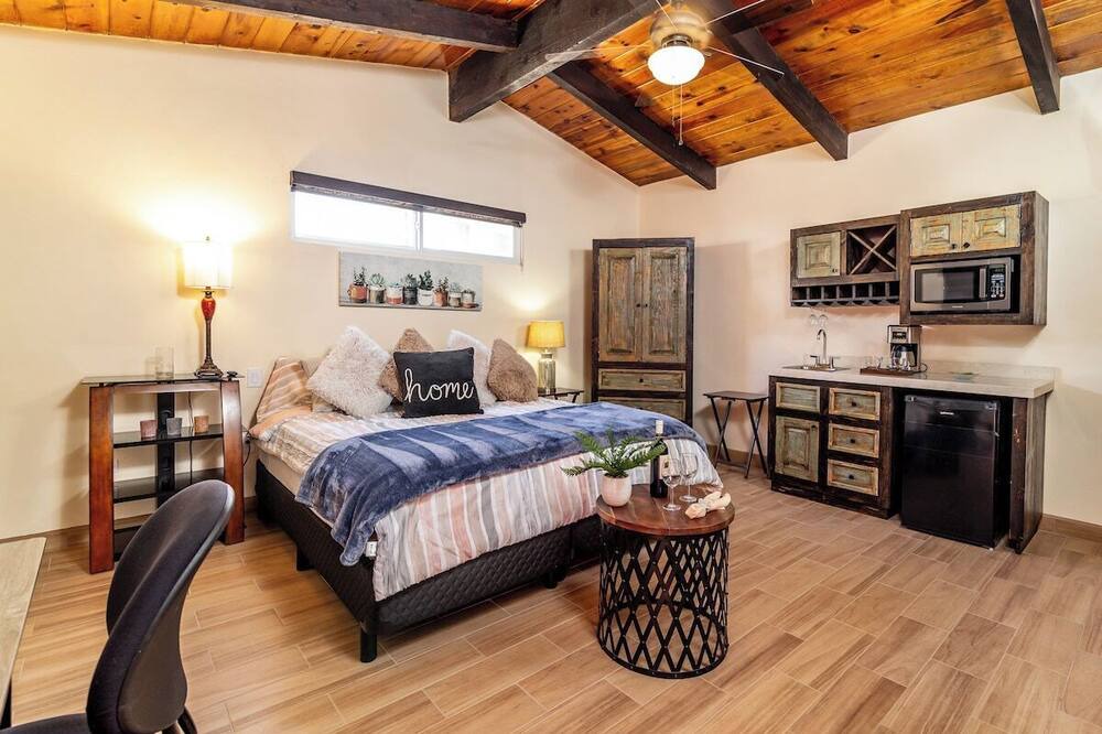Photo of Bedroom in San Antonio del Mar