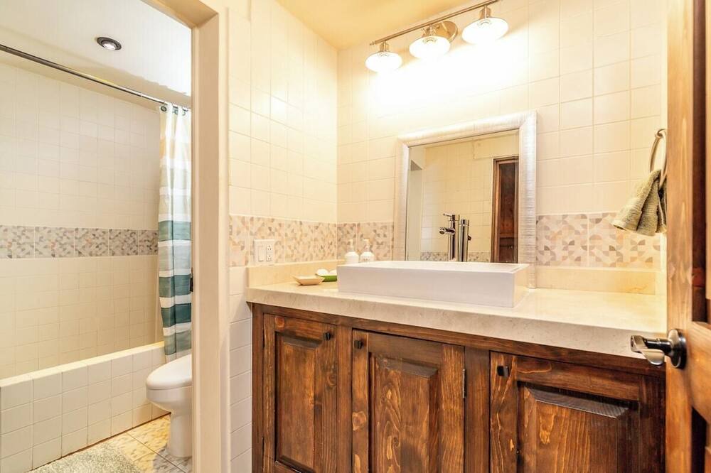 Photo of Bathroom in San Antonio del Mar