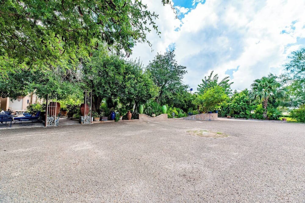 Photo of Outdoor in Mission