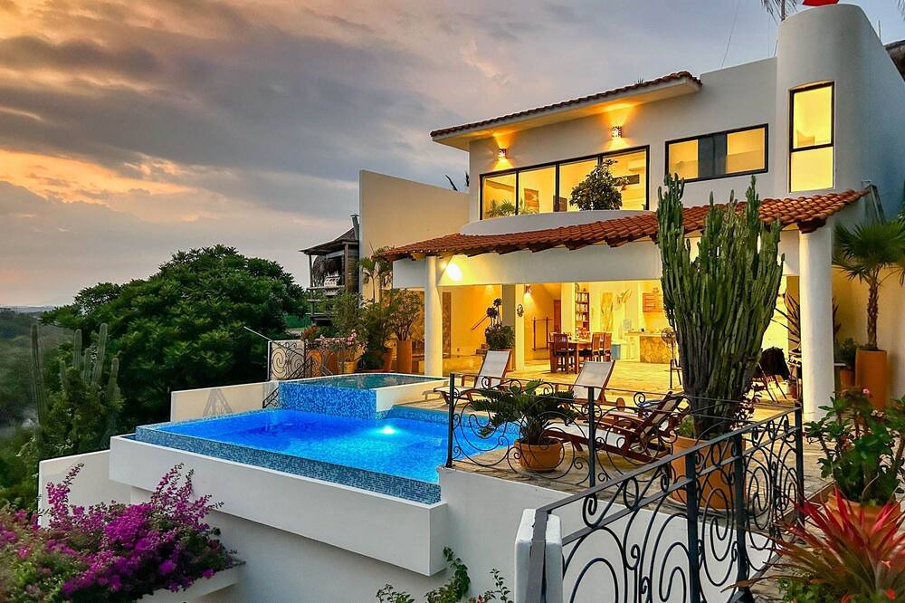 Photo of Bedroom in Santa Maria Huatulco