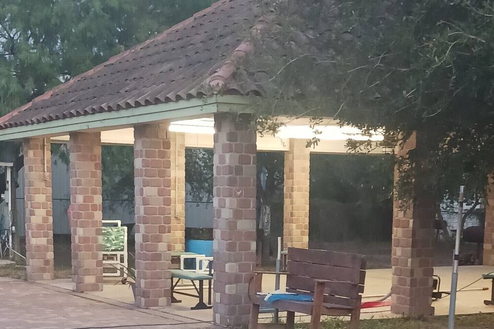 Photo of Patio Balcony in Donna