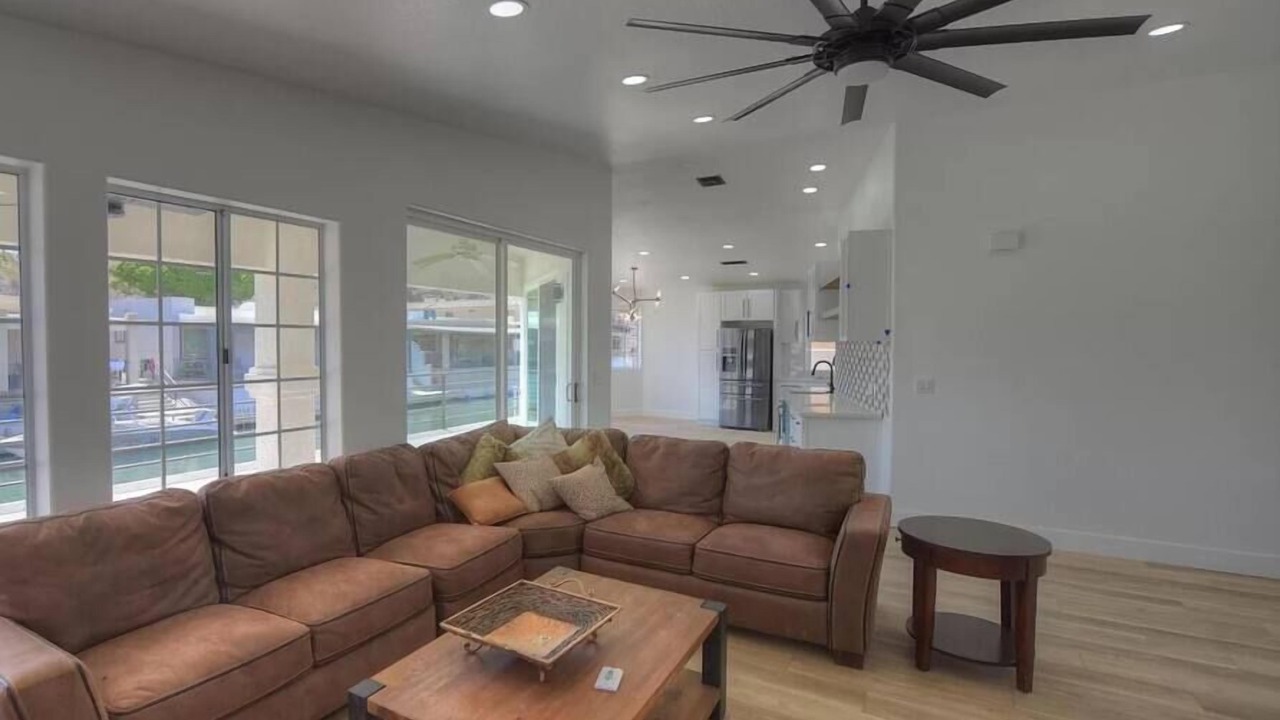 Photo of Livingroom in Moovalya Keys