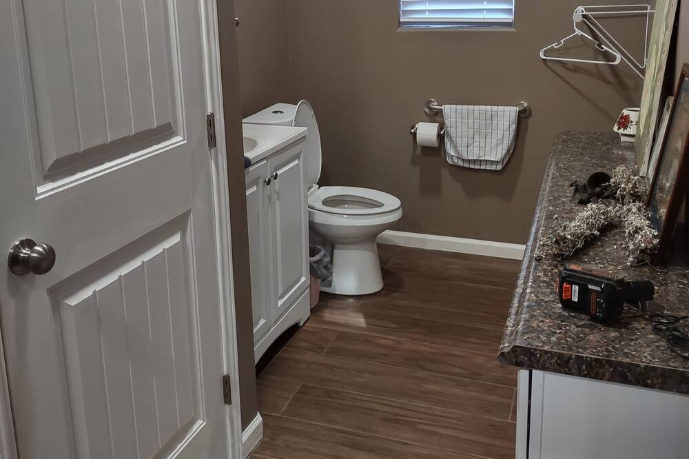 Photo of Bathroom in Palmview South