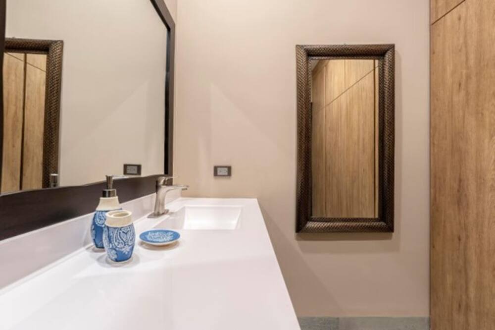 Photo of Bathroom in Paraiso Escondido