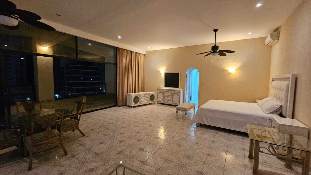 Photo of Others in Costera Acapulco