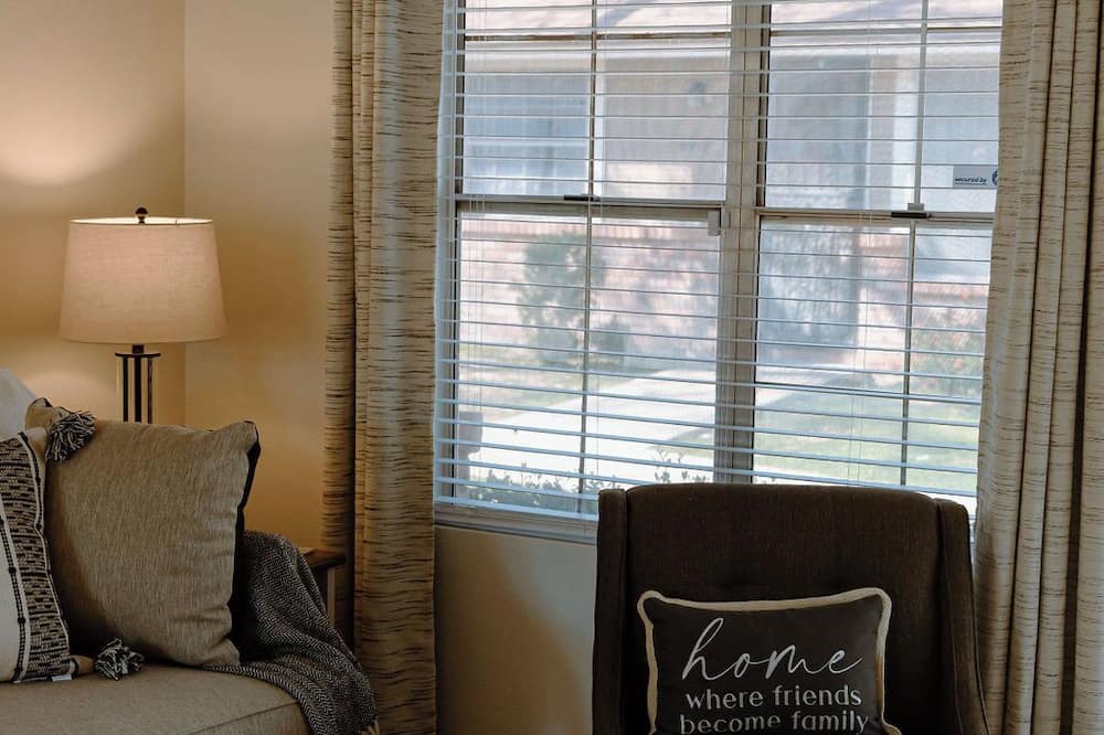 Photo of Livingroom in Summersett Village