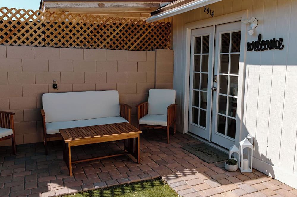 Photo of Patio Balcony in Summersett Village
