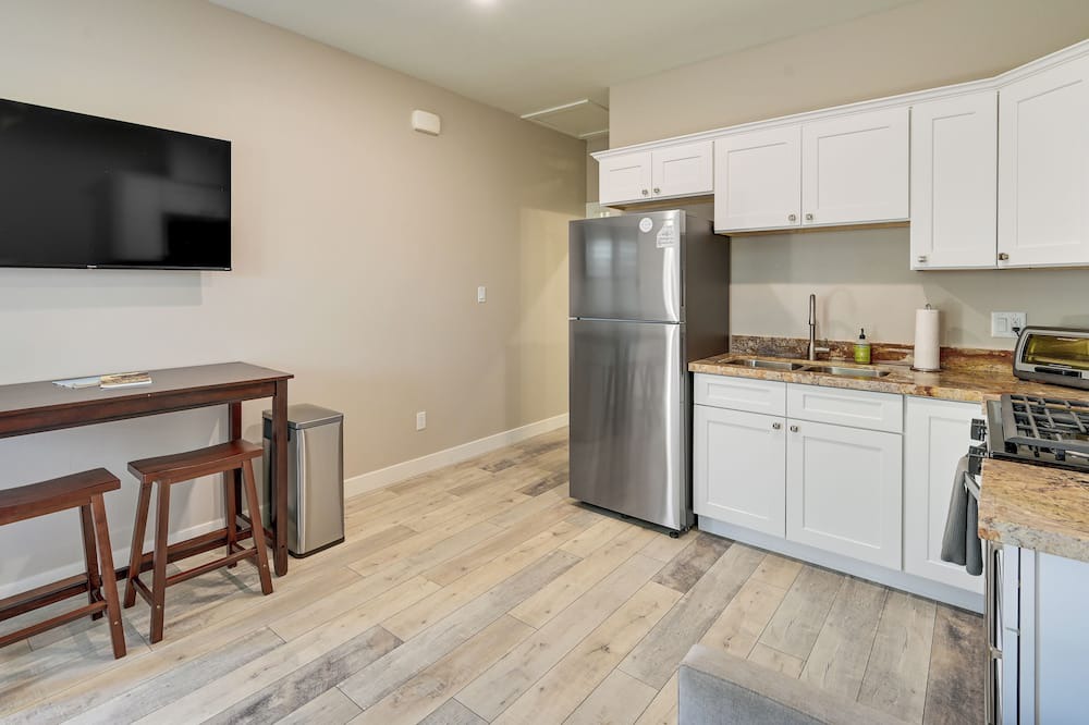 Photo of Kitchen in Yuma Townsite