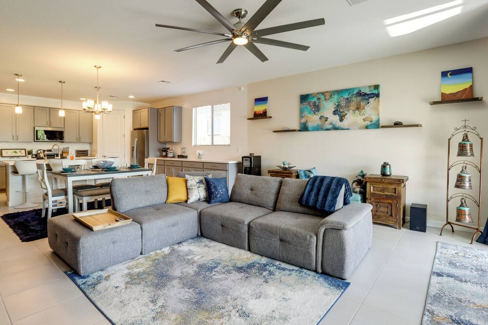 Photo of Livingroom in Laveen