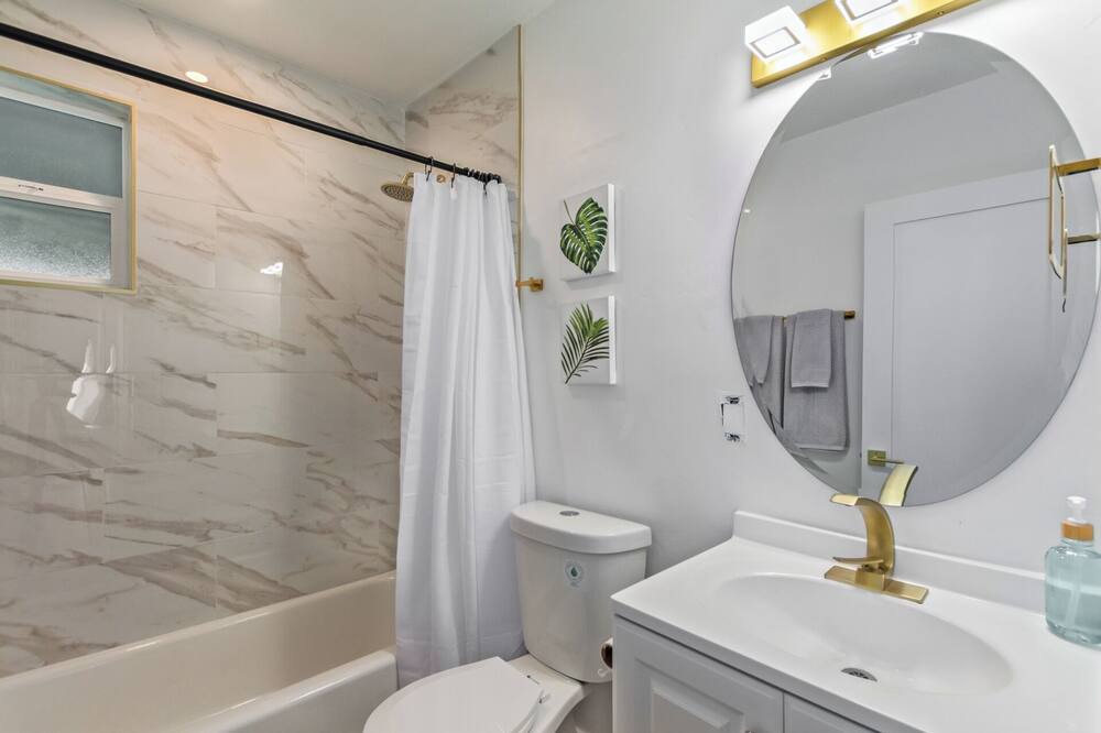 Photo of Bathroom in Camelback East