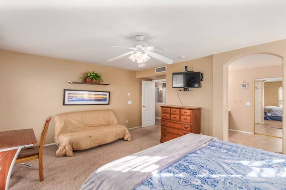 Photo of Bedroom in Gilbert Ranch