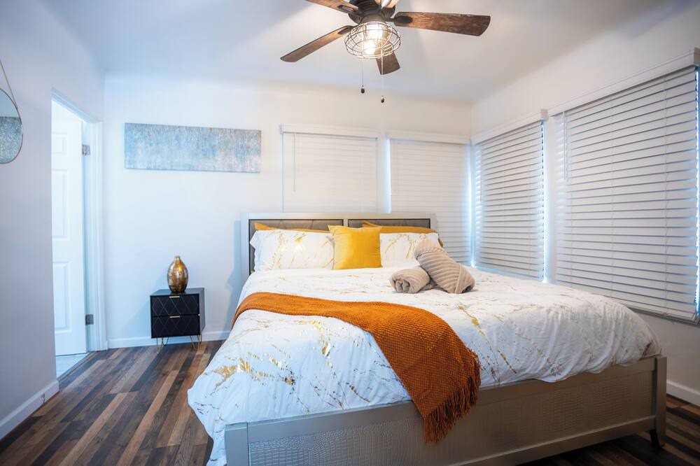 Photo of Bedroom in Yuma Townsite
