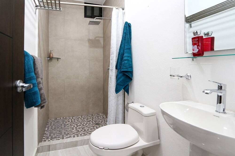 Photo of Bathroom in Villa Marina
