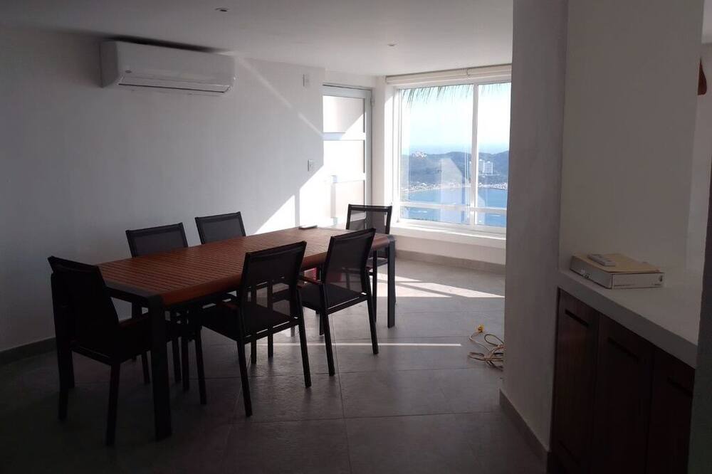Photo of Livingroom in Brisas del Marques