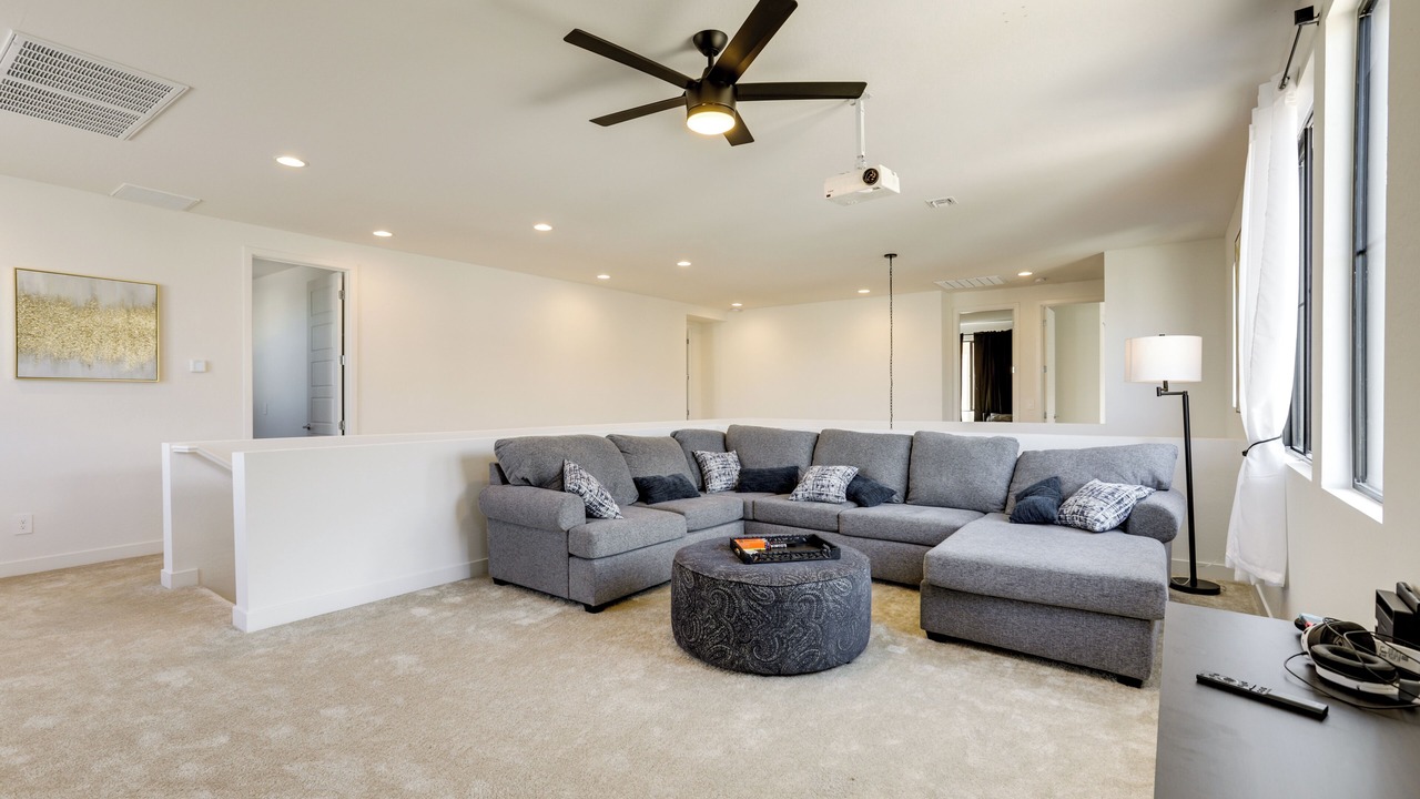 Photo of Livingroom in South Mountain