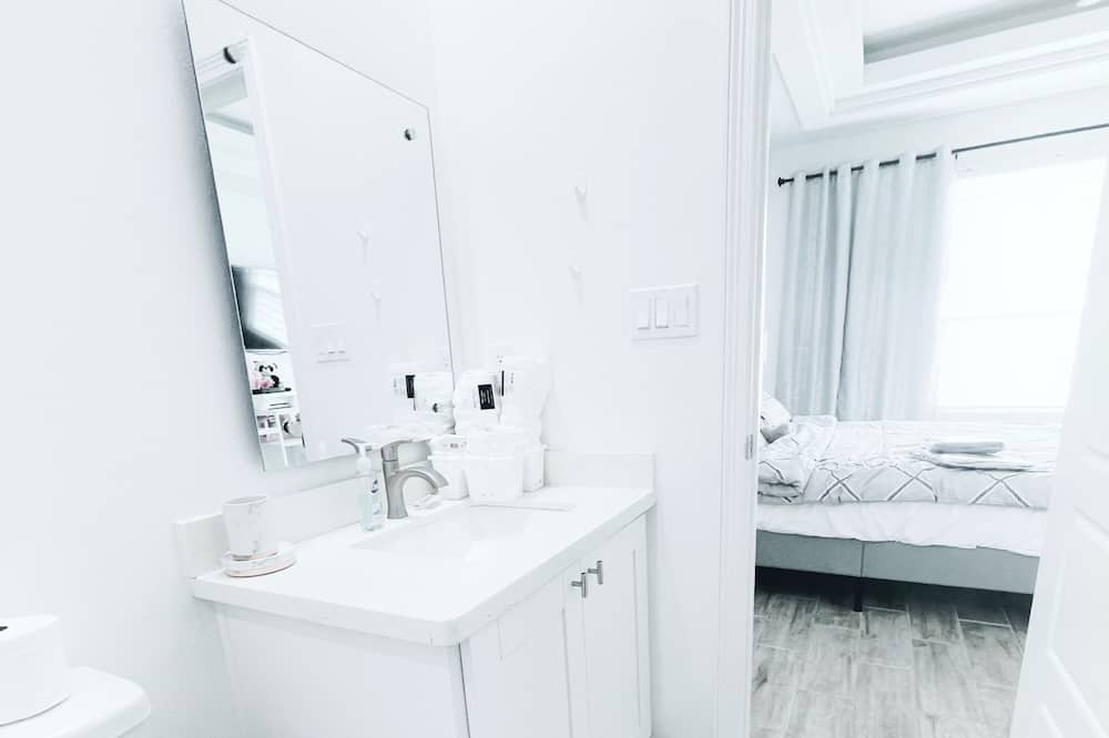 Photo of Bathroom in Mission
