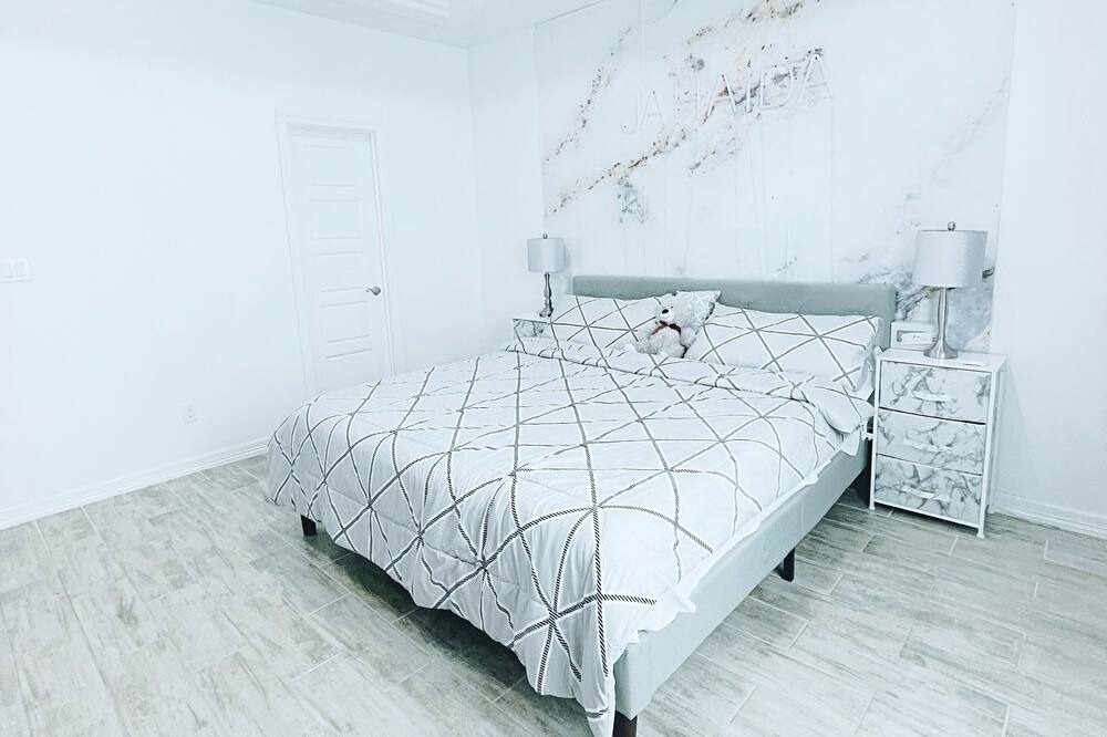 Photo of Bedroom in Mission