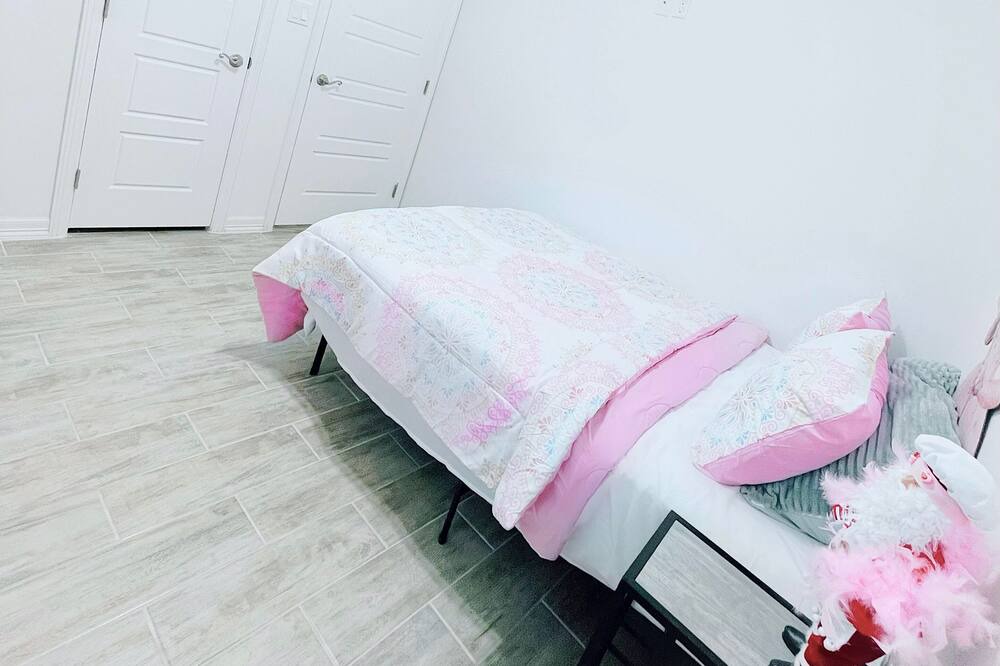 Photo of Bedroom in Mission