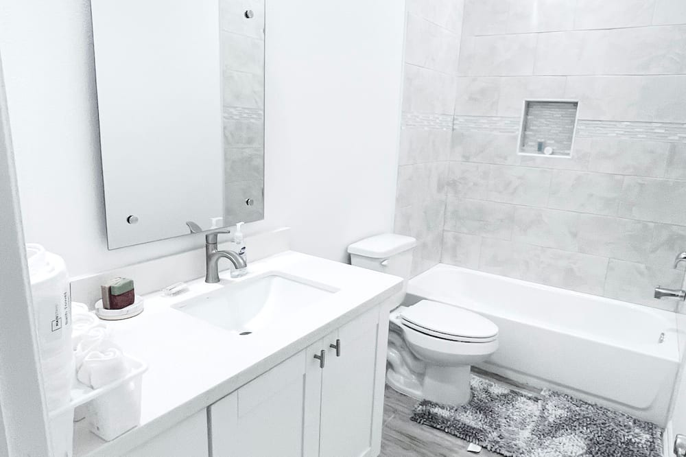Photo of Bathroom in Mission