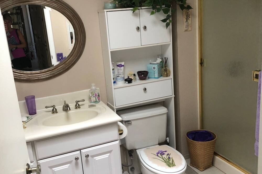 Photo of Bathroom in Sun City West