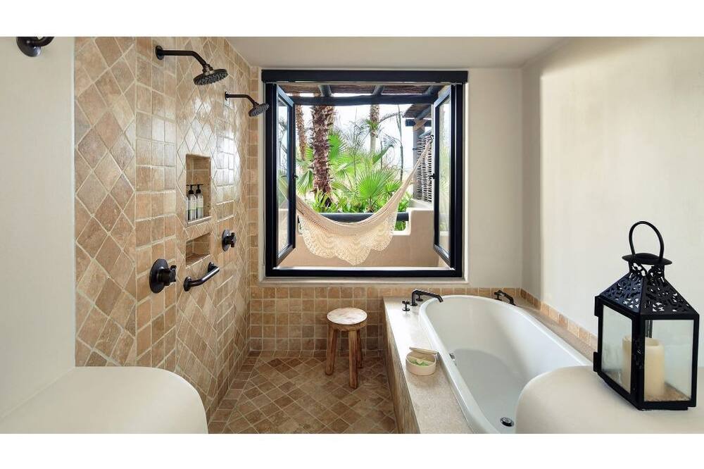 Photo of Bathroom in Marina
