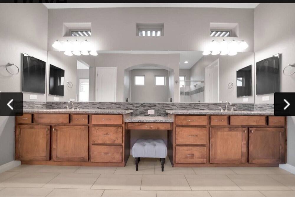 Photo of Bathroom in Encanterra