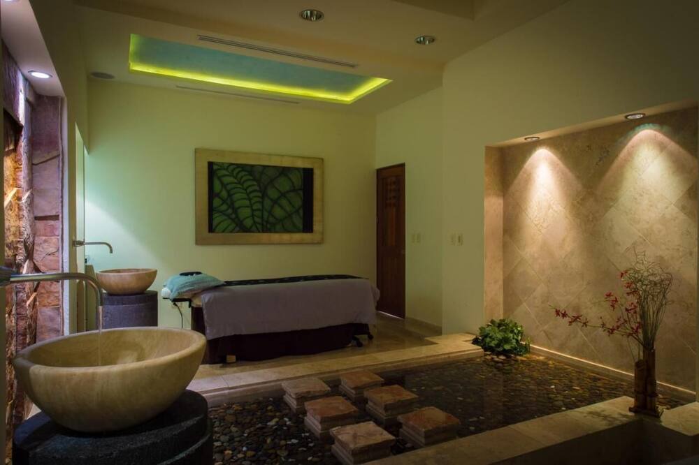 Photo of Livingroom in Marina