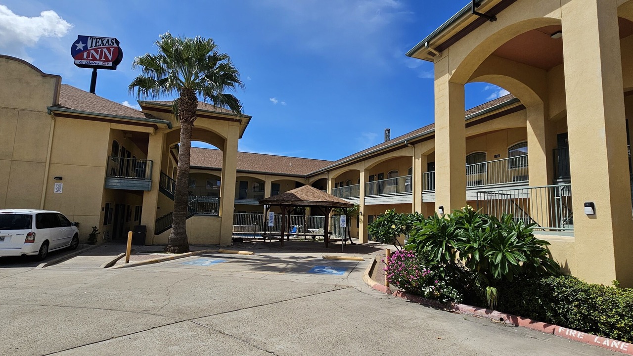 Photo of Outdoor in Edinburg