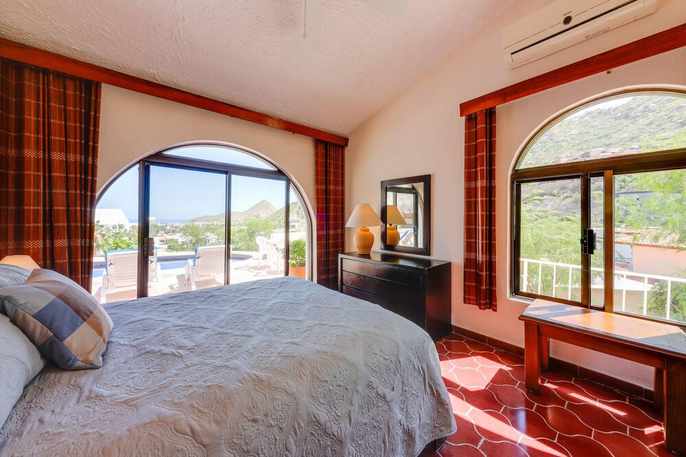 Photo of Bedroom in Marina