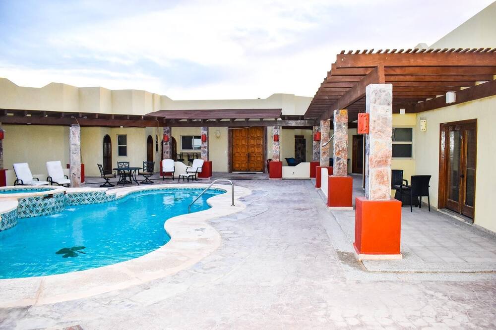 Photo of Outdoor in Laguna Shores