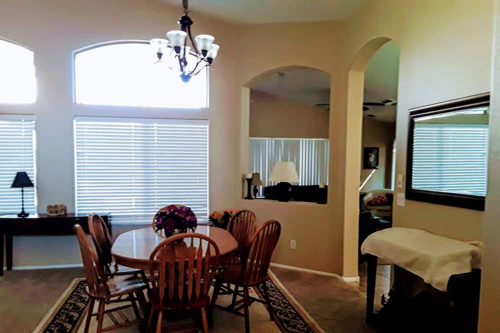 Photo of Kitchen in San Tan Valley