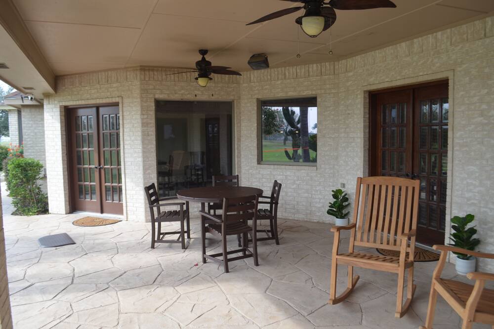 Photo of Patio Balcony in Mission