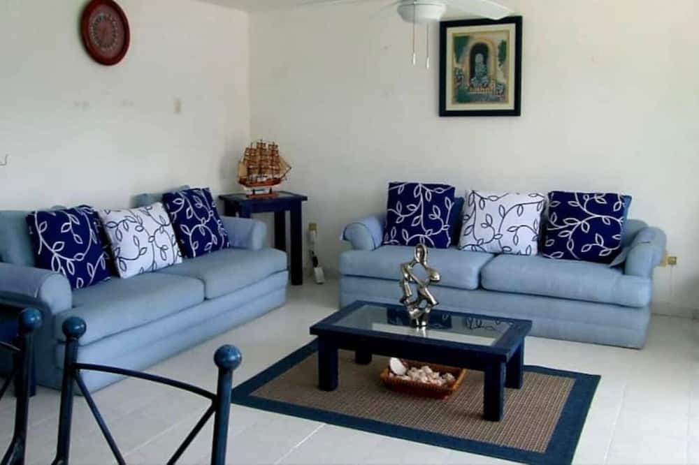 Photo of Livingroom in Costa Azul