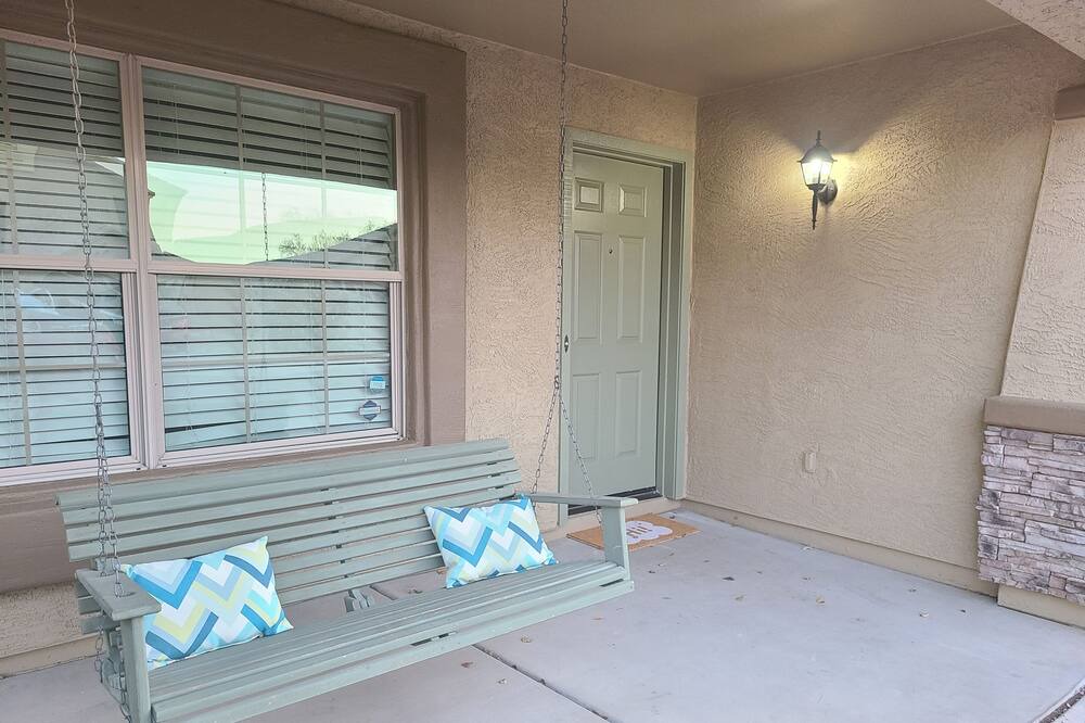 Photo of Patio Balcony in Laveen Village