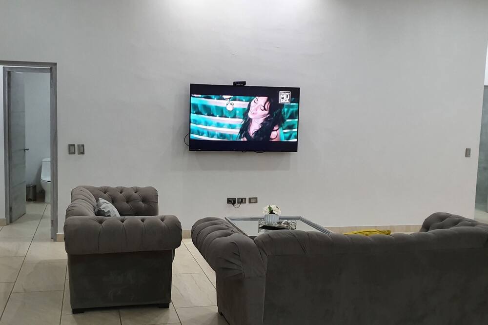 Photo of Livingroom in San Carlos