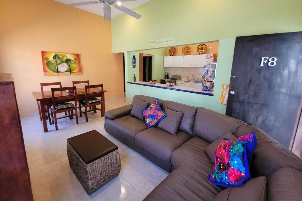 Photo of Livingroom in La Gloria