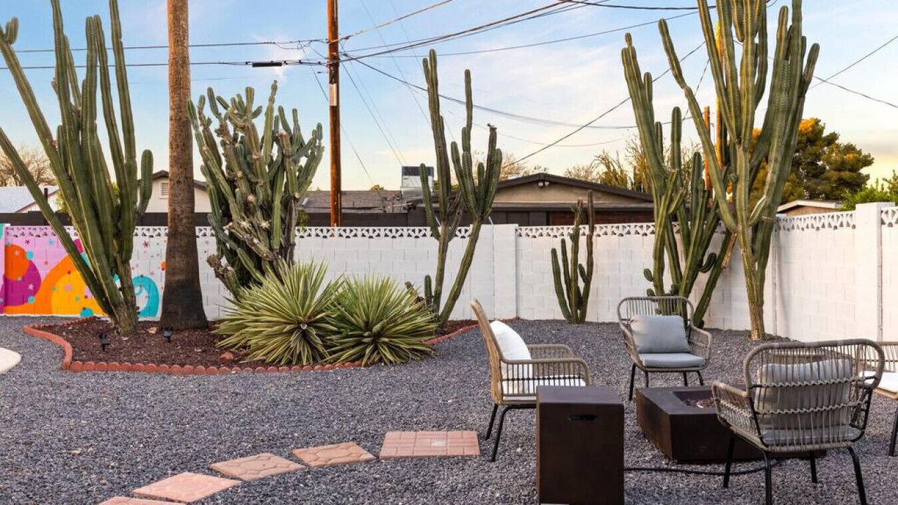 Photo of Outdoor in Papago Parkway