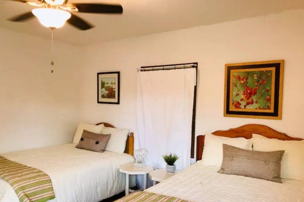 Photo of Bedroom in La Fonda