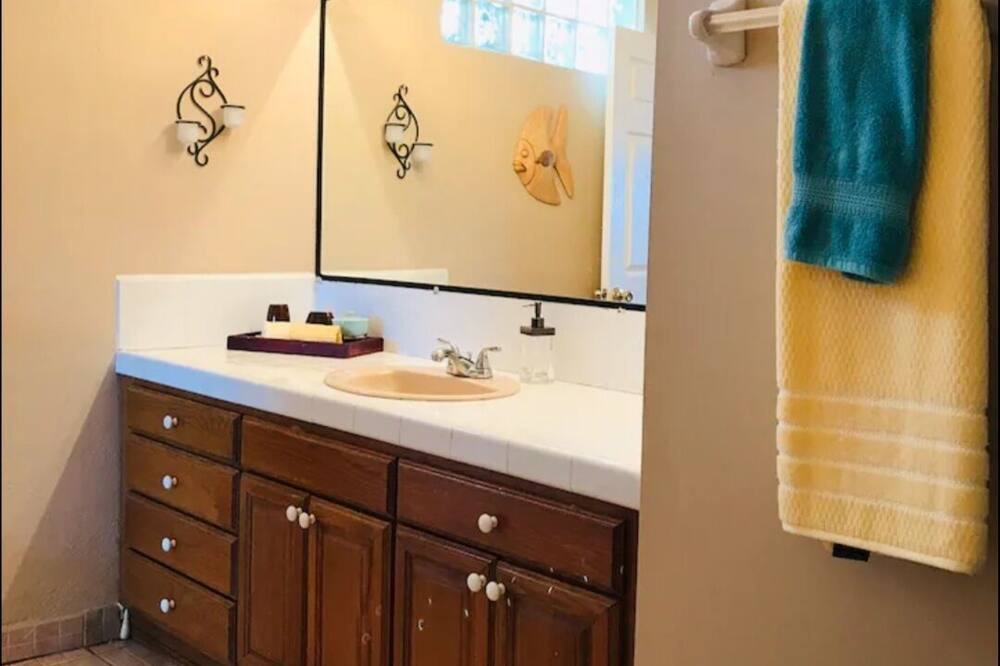 Photo of Bathroom in La Fonda