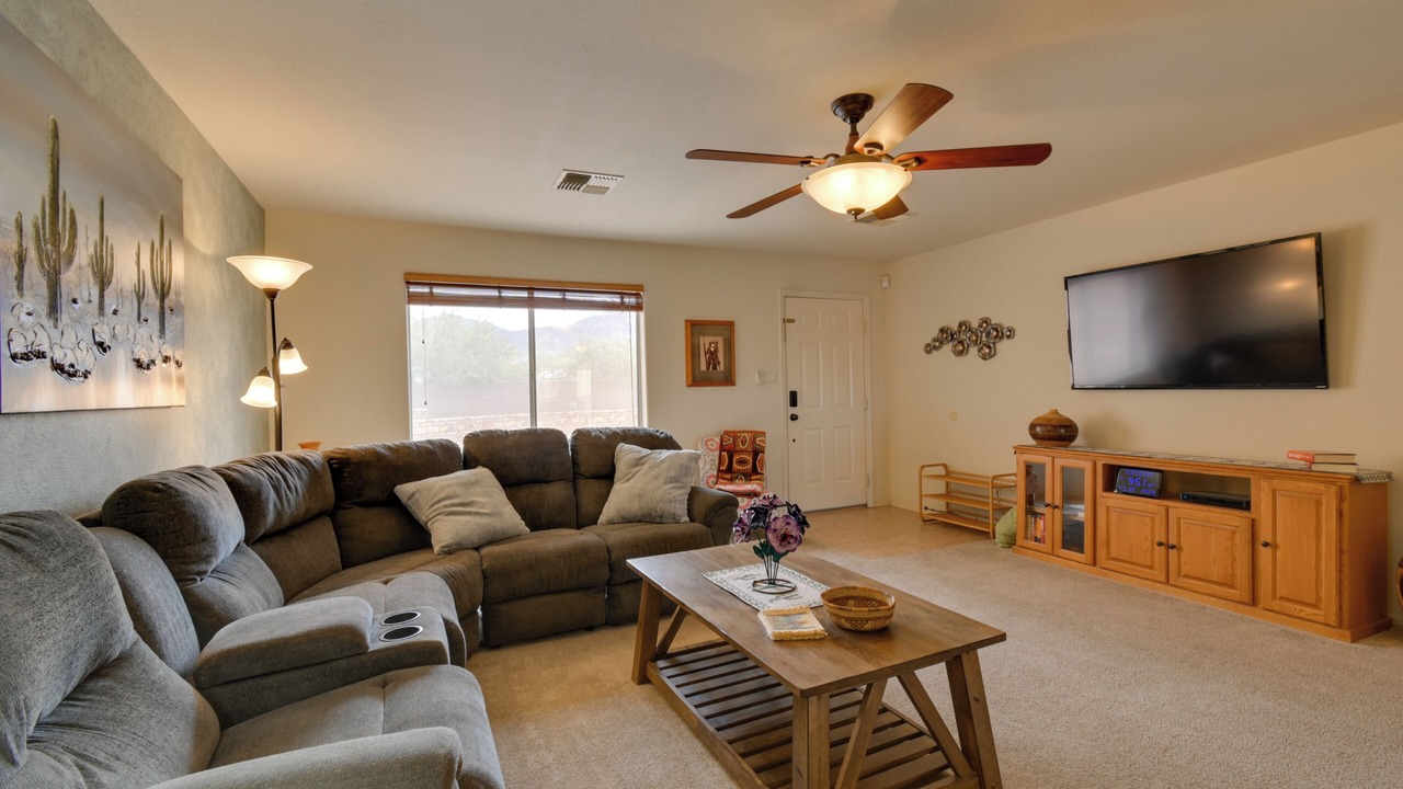 Photo of Livingroom in Foothills
