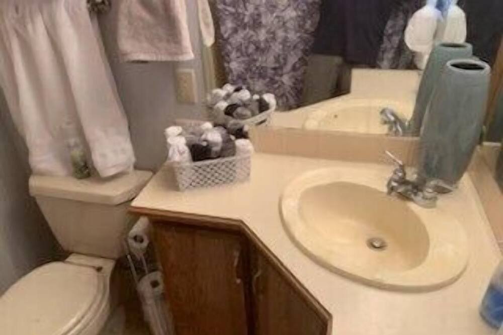 Photo of Bathroom in Yuma