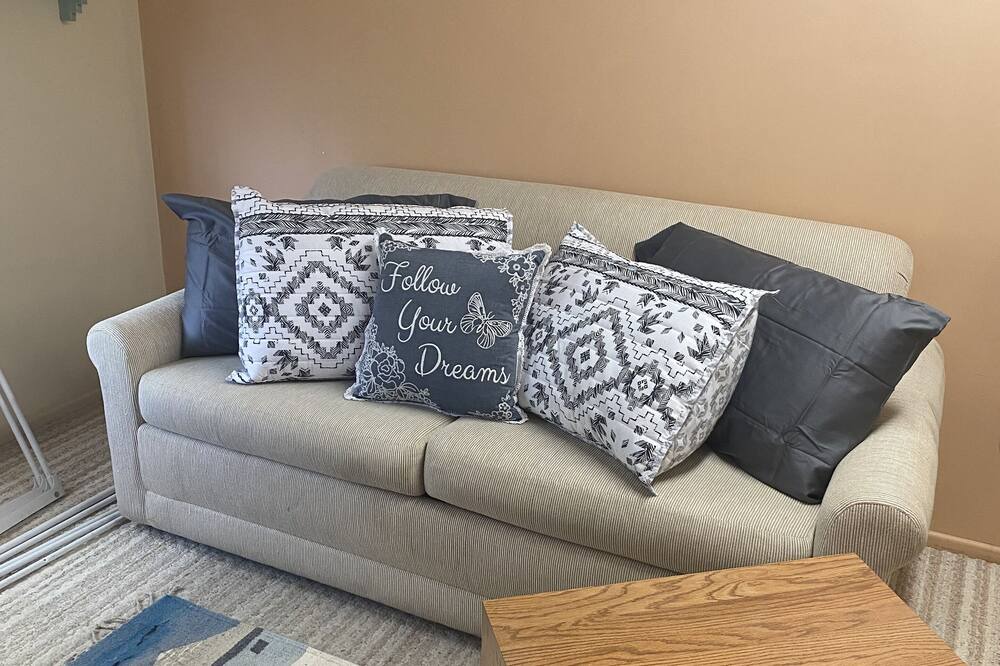 Photo of Livingroom in Yuma