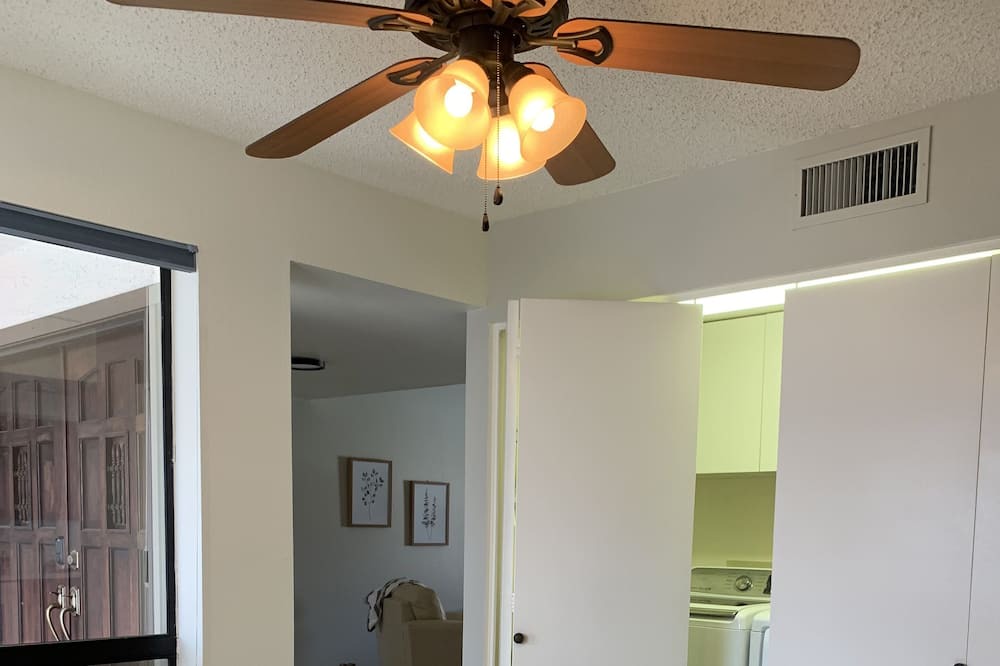 Photo of Kitchen in Cottonwood