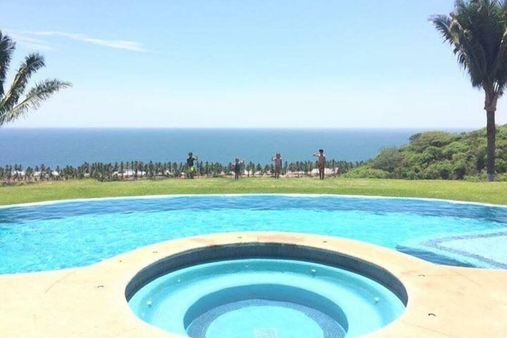 Photo of Patio Balcony in Santa Cruz