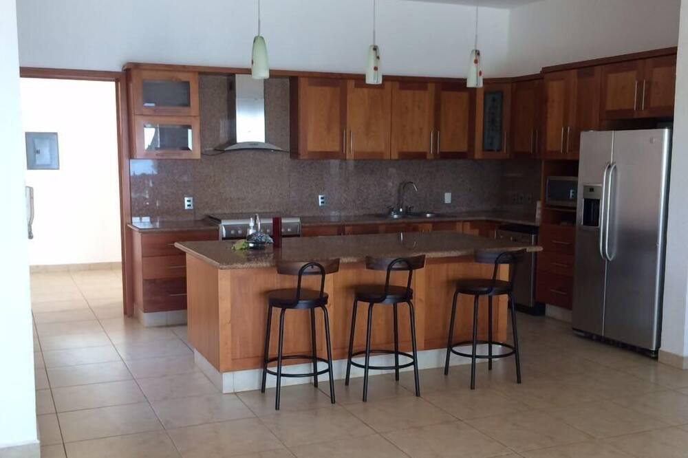 Photo of Kitchen in Santa Cruz