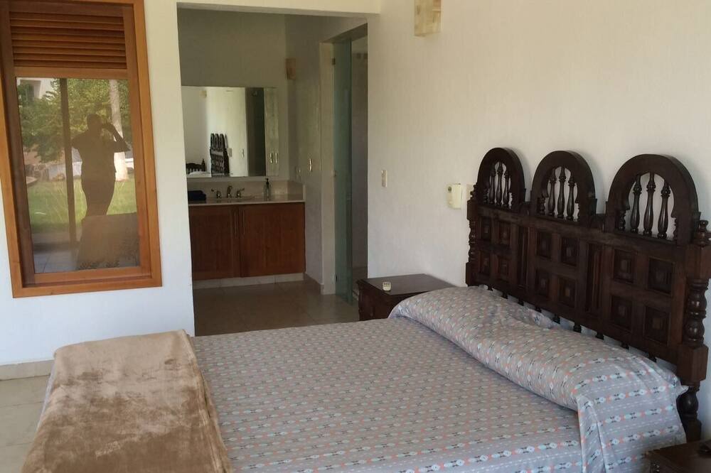 Photo of Bedroom in Santa Cruz