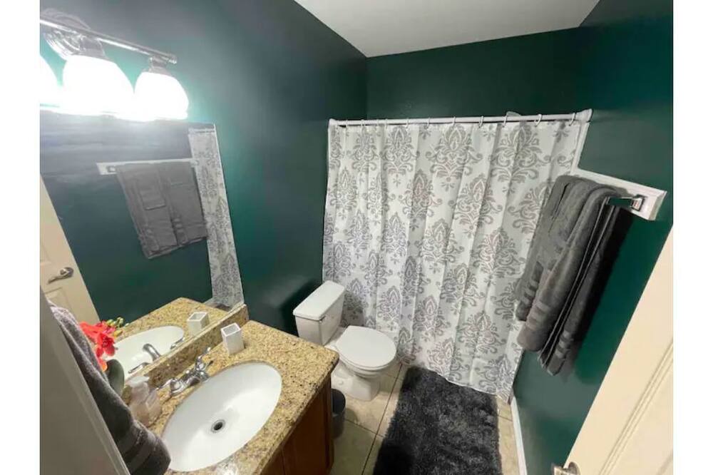 Photo of Bathroom in Edinburg