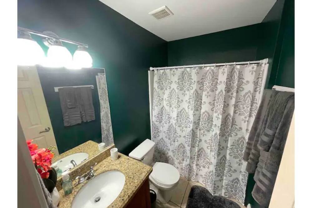 Photo of Bathroom in Edinburg