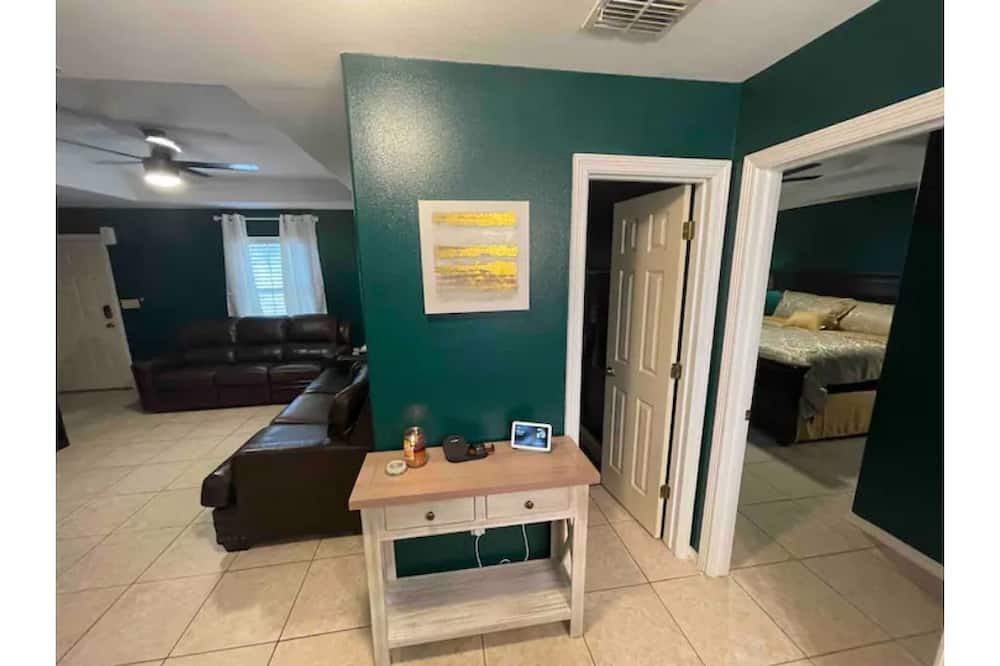 Photo of Bedroom in Edinburg